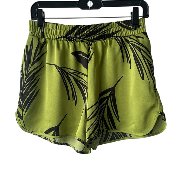 a new day Pants - A New Day Green Leaf Print Women's Athletic Shorts